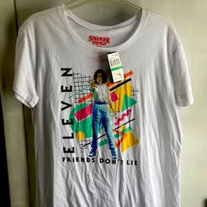 Netflix Stranger Things T-shirt Eleven “Friends don’t Lie” White. size large